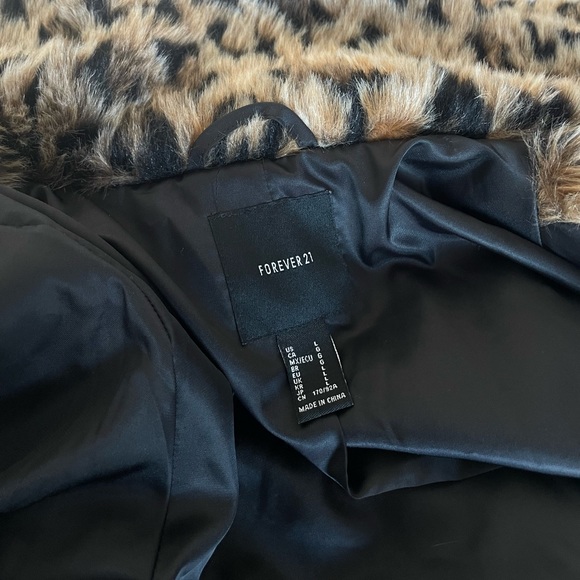 Faux leopard print jacket - Picture 4 of 4